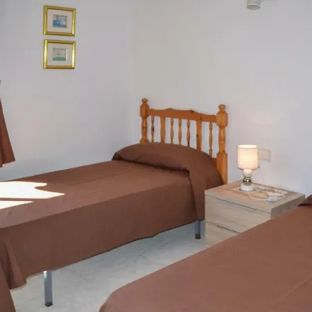 Three-bedroom Holiday In Casa vacanze Lloret de Mar