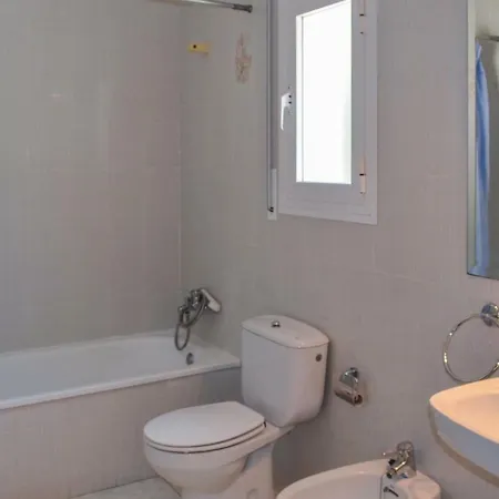 Three-bedroom Holiday In